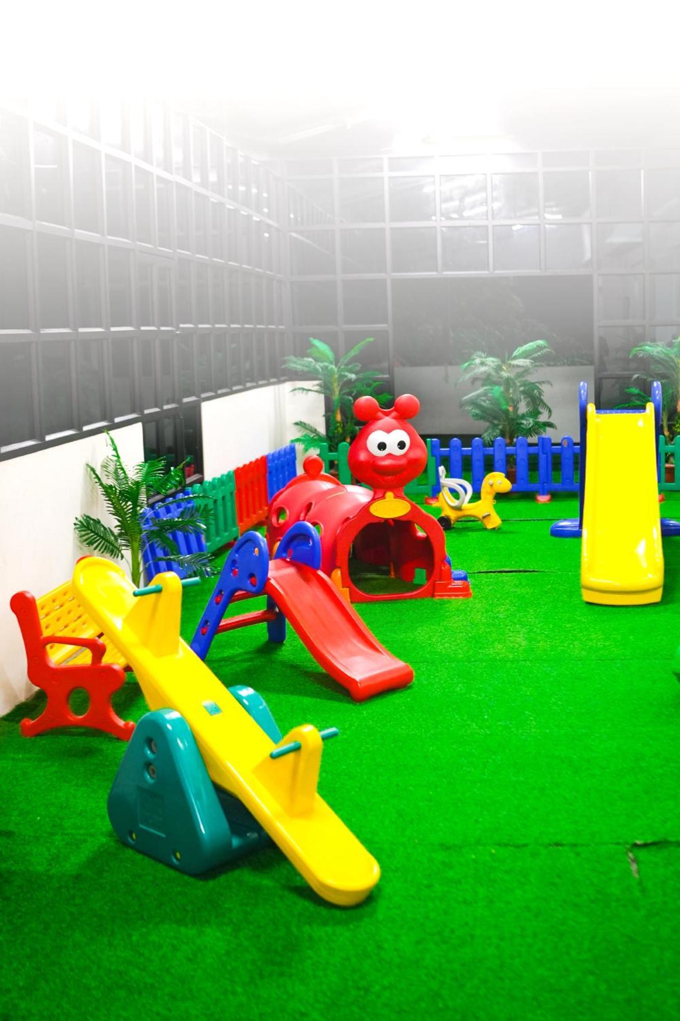Athirappilly Rainland Resort Exterior photo